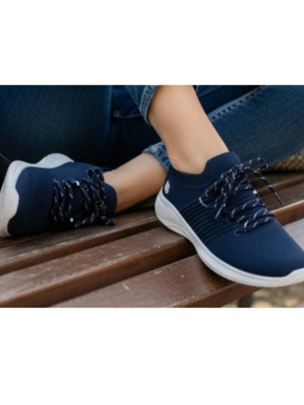 TOMMY BAHAMA Blue Lace Up Slip On Sneakers Ladies Size 8.5